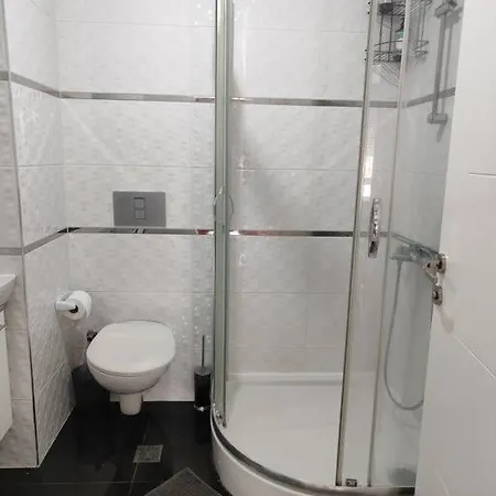 Уютная Квартира 1+1 Apartman *
